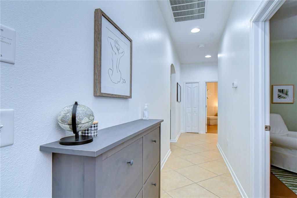 For Sale: $414,900 (3 beds, 2 baths, 1528 Square Feet)
