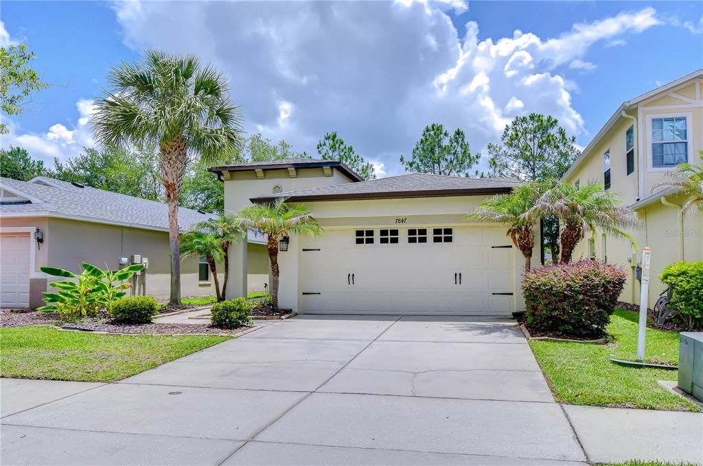 For Sale: $414,900 (3 beds, 2 baths, 1528 Square Feet)