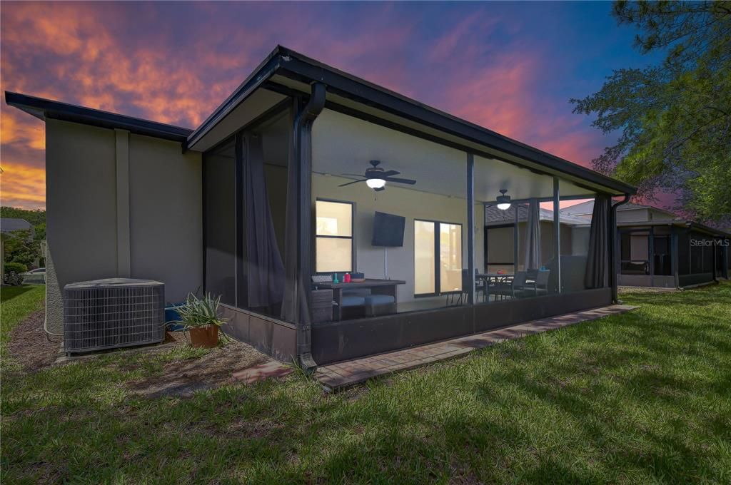 For Sale: $414,900 (3 beds, 2 baths, 1528 Square Feet)