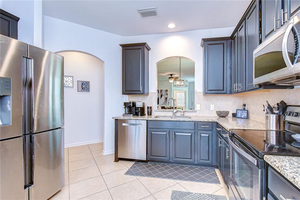 For Sale: $414,900 (3 beds, 2 baths, 1528 Square Feet)