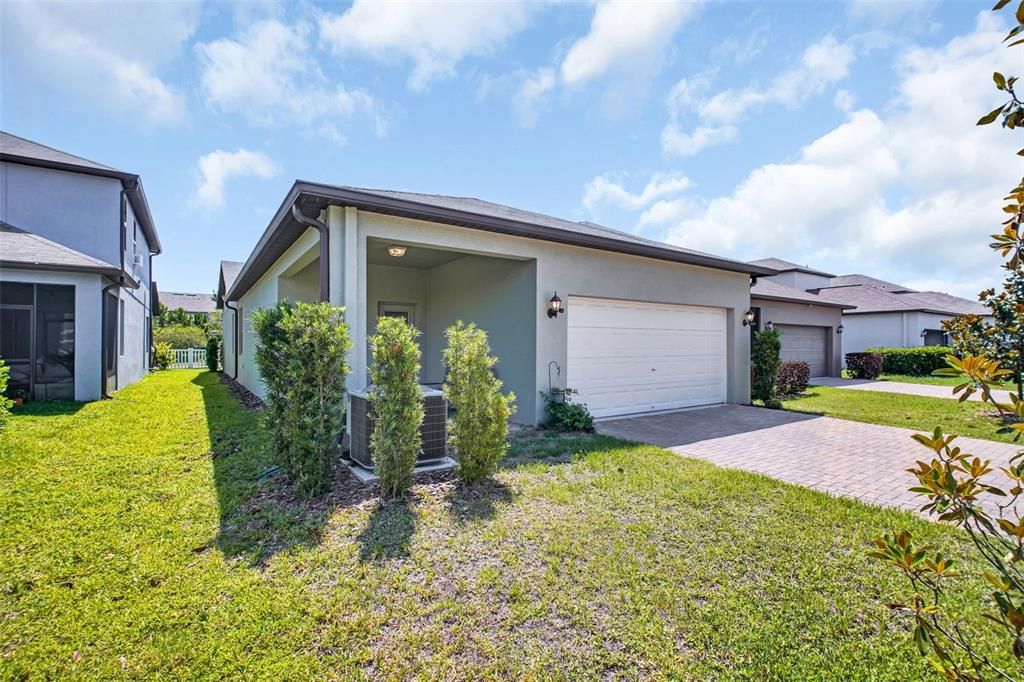 For Sale: $319,000 (3 beds, 2 baths, 1627 Square Feet)