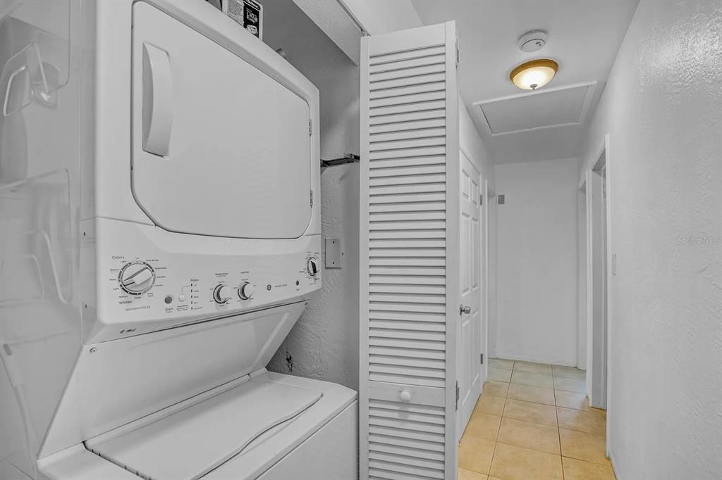 For Sale: $646,850 (3 beds, 2 baths, 1300 Square Feet)