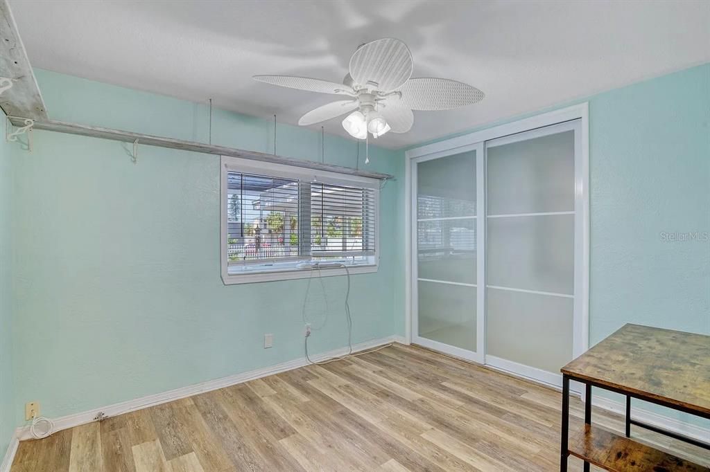 For Sale: $646,850 (3 beds, 2 baths, 1300 Square Feet)