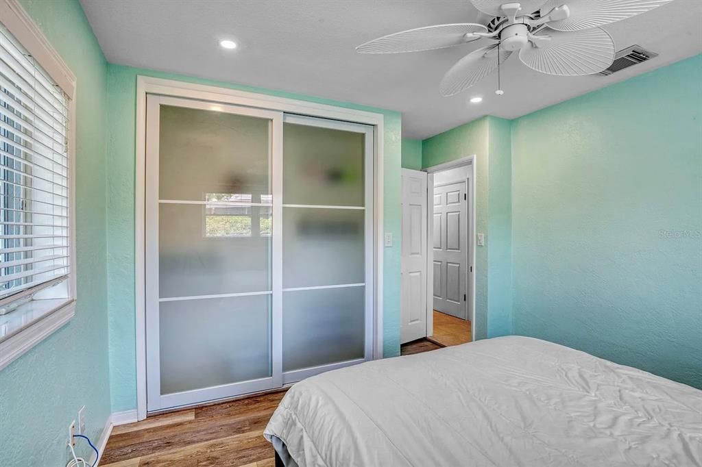 For Sale: $646,850 (3 beds, 2 baths, 1300 Square Feet)