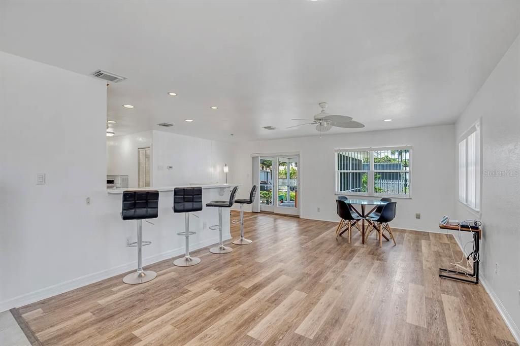 For Sale: $646,850 (3 beds, 2 baths, 1300 Square Feet)