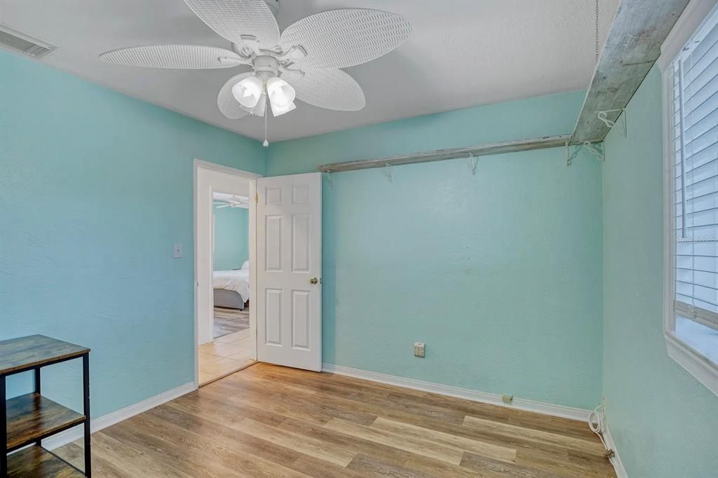 For Sale: $646,850 (3 beds, 2 baths, 1300 Square Feet)