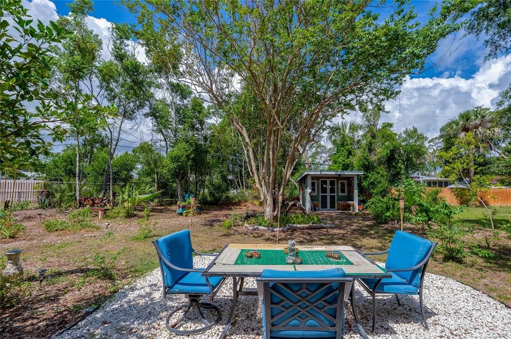 Active With Contract: $275,000 (3 beds, 2 baths, 1092 Square Feet)