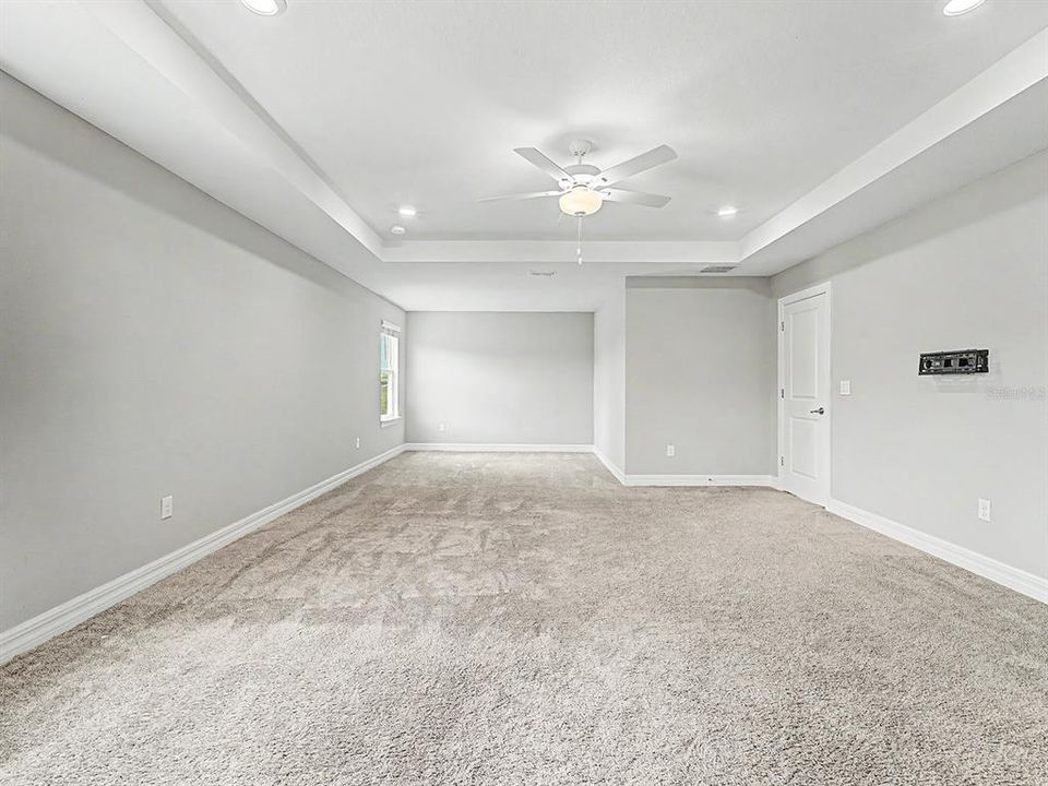 En Venta: $719,900 (4 camas, 3 baños, 3222 Pies cuadrados)