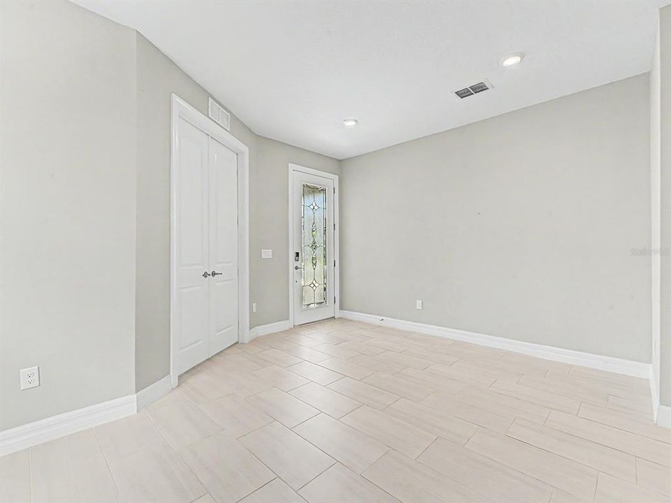 En Venta: $719,900 (4 camas, 3 baños, 3222 Pies cuadrados)