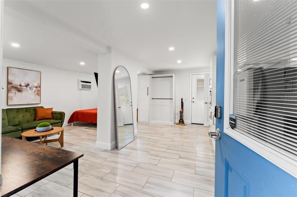 For Rent: $3,500 (4 beds, 3 baths, 1570 Square Feet)