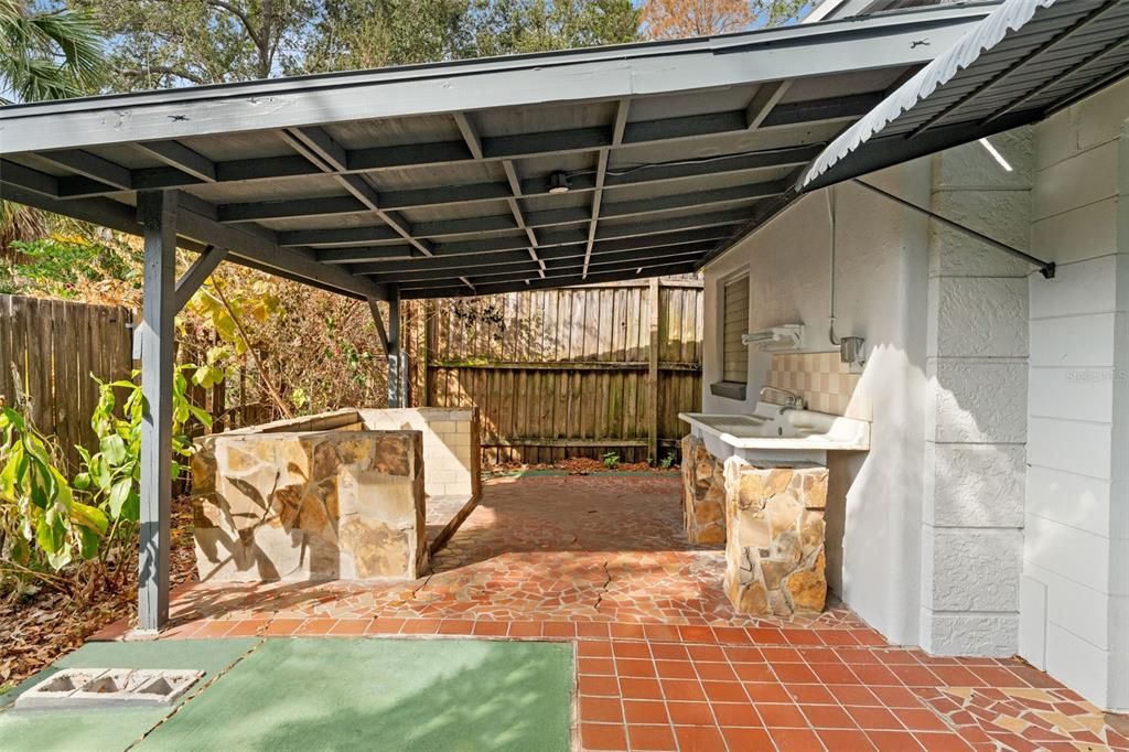 For Rent: $3,500 (4 beds, 3 baths, 1570 Square Feet)