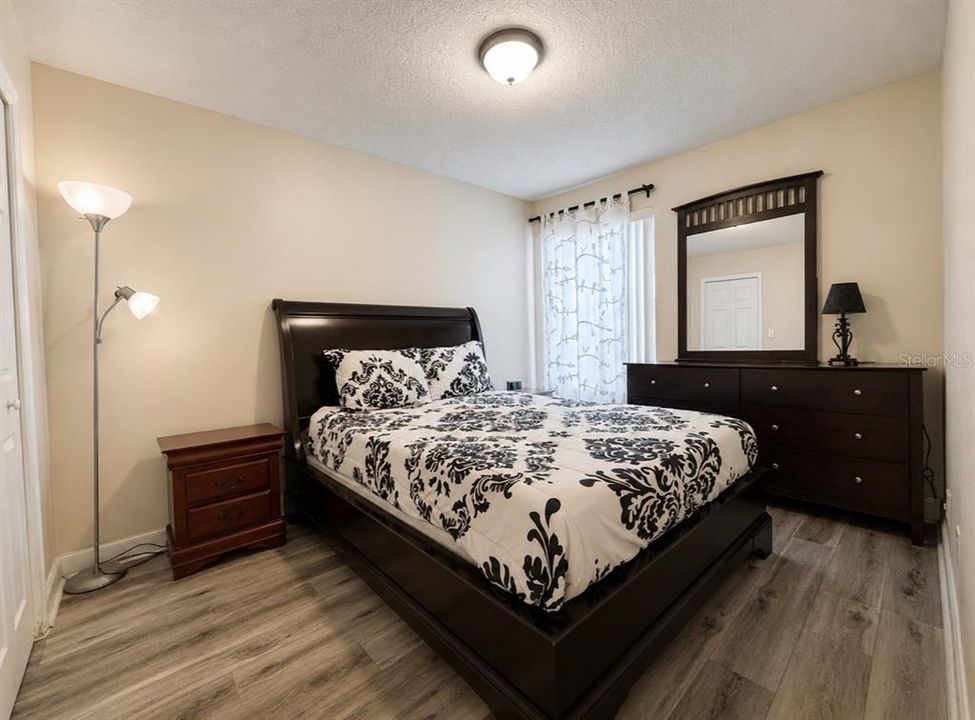 For Sale: $199,000 (3 beds, 2 baths, 1287 Square Feet)