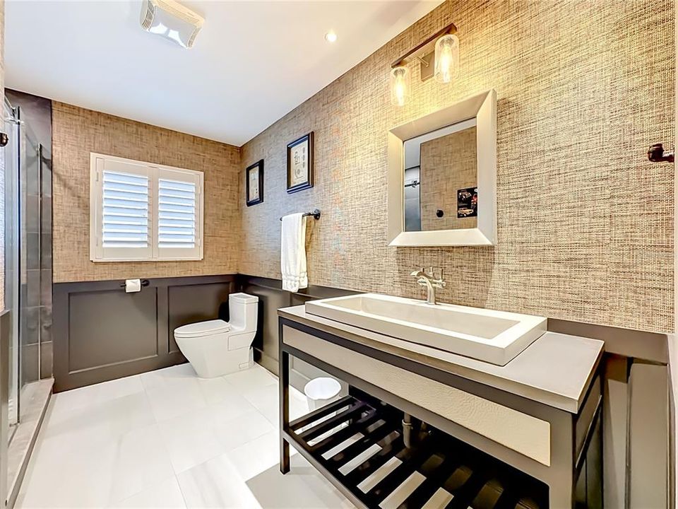 For Sale: $3,950,000 (3 beds, 3 baths, 2645 Square Feet)