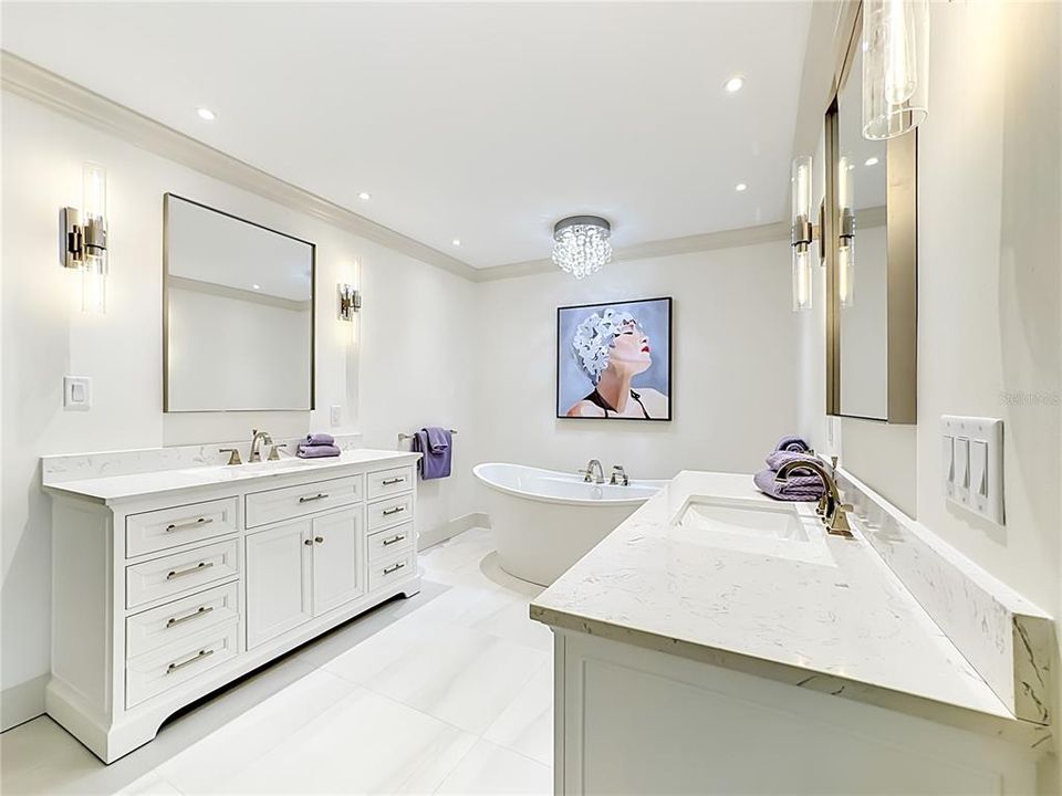 For Sale: $3,950,000 (3 beds, 3 baths, 2645 Square Feet)