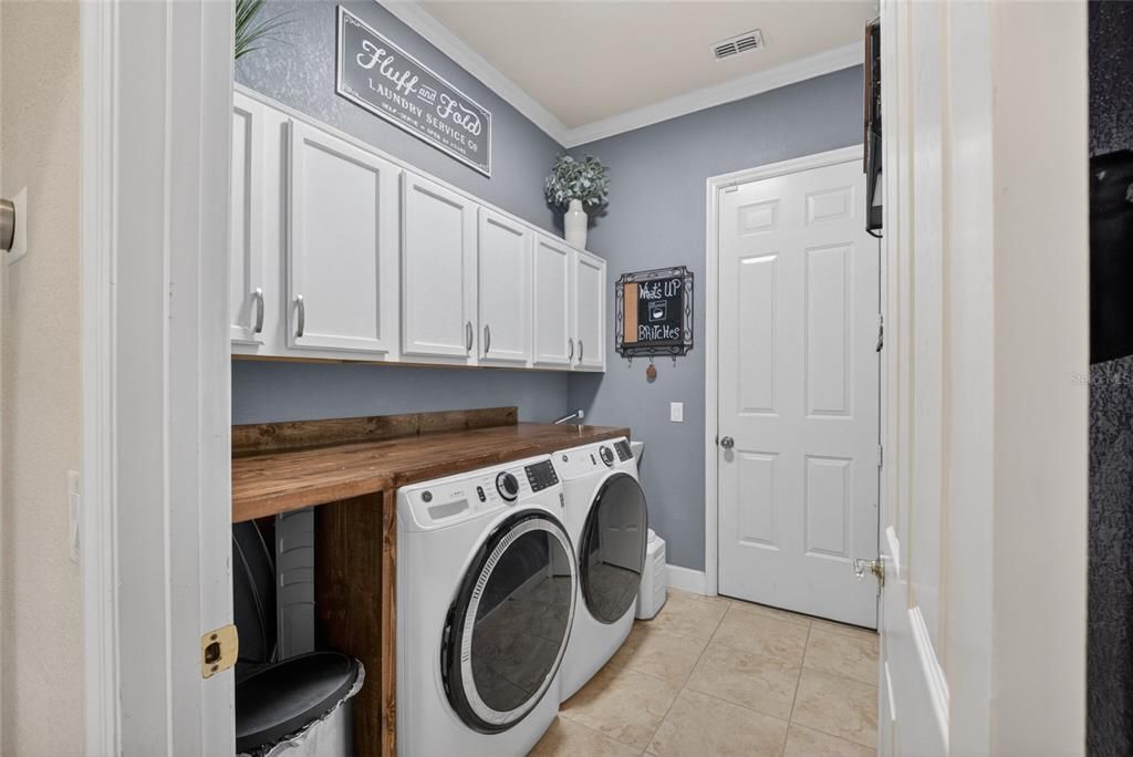 For Sale: $525,000 (3 beds, 3 baths, 2753 Square Feet)