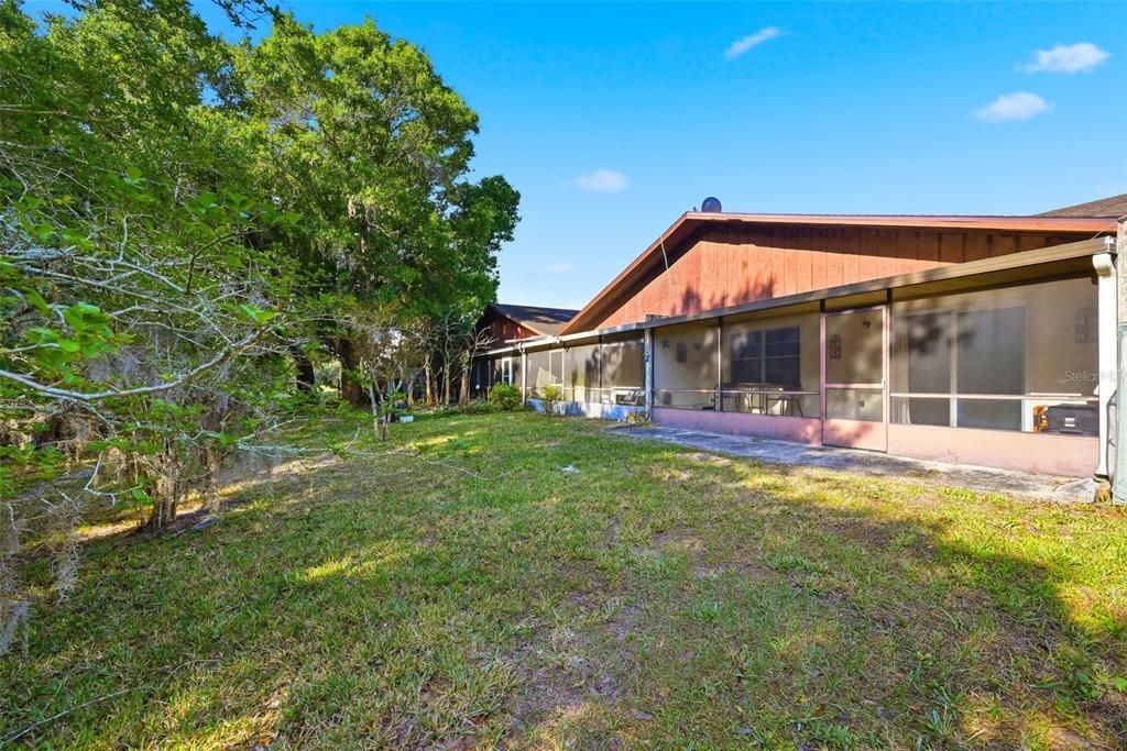 For Rent: $2,250 (2 beds, 2 baths, 957 Square Feet)