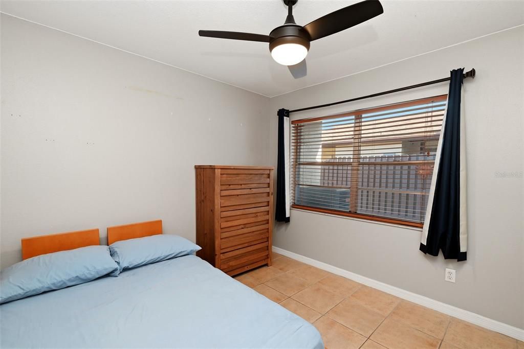 For Rent: $2,250 (2 beds, 2 baths, 957 Square Feet)