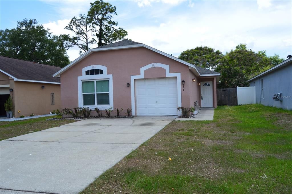 For Sale: $359,000 (3 beds, 2 baths, 1222 Square Feet)
