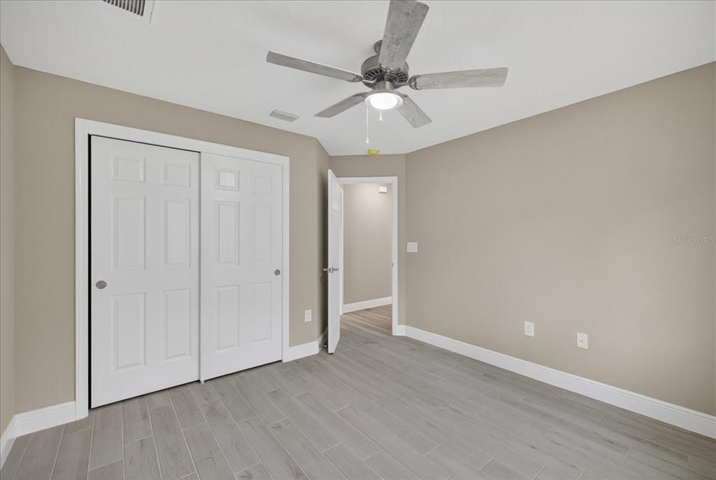 Activo con contrato: $335,000 (3 camas, 2 baños, 1686 Pies cuadrados)