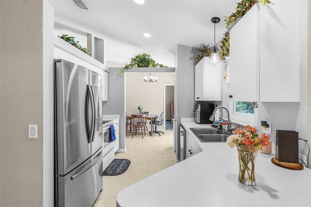 En Venta: $359,000 (3 camas, 2 baños, 1448 Pies cuadrados)