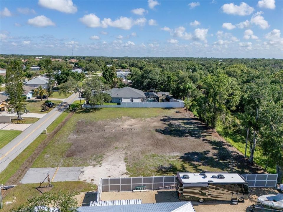 待售: $269,000 (0.63 acres)