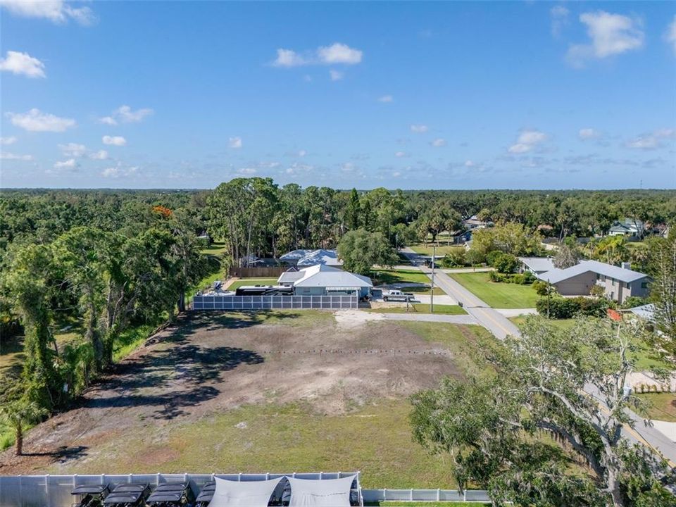 待售: $269,000 (0.63 acres)
