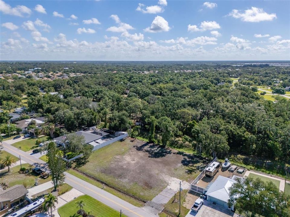待售: $269,000 (0.63 acres)