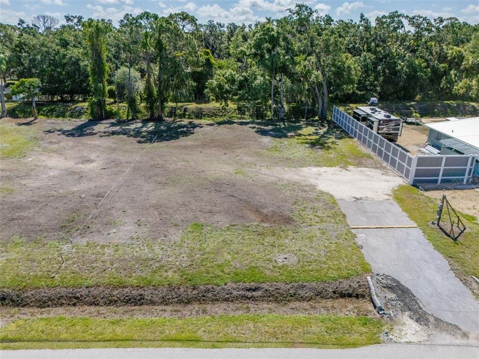 待售: $269,000 (0.63 acres)