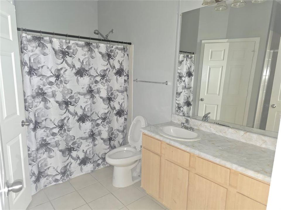 В аренду: $1,700 (2 спален, 2 ванн, 1127 Квадратных фут)