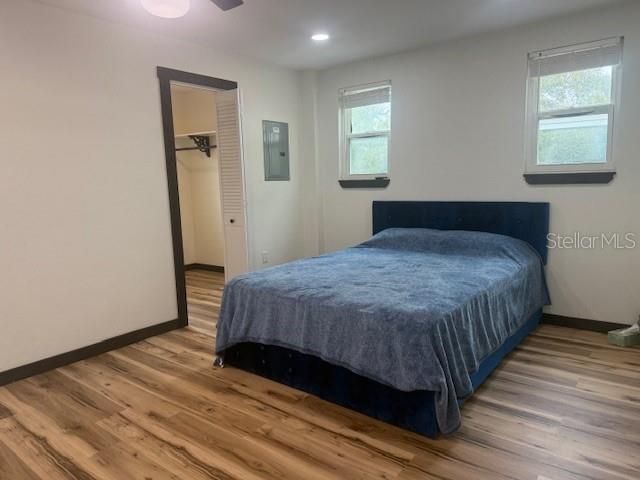 For Rent: $2,300 (2 beds, 2 baths, 1271 Square Feet)