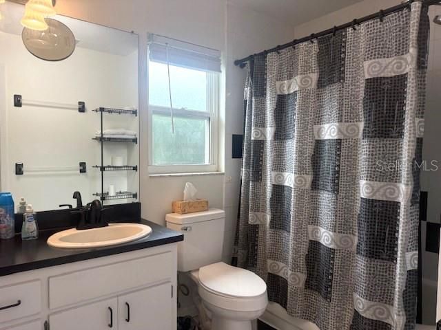 For Rent: $2,300 (2 beds, 2 baths, 1271 Square Feet)