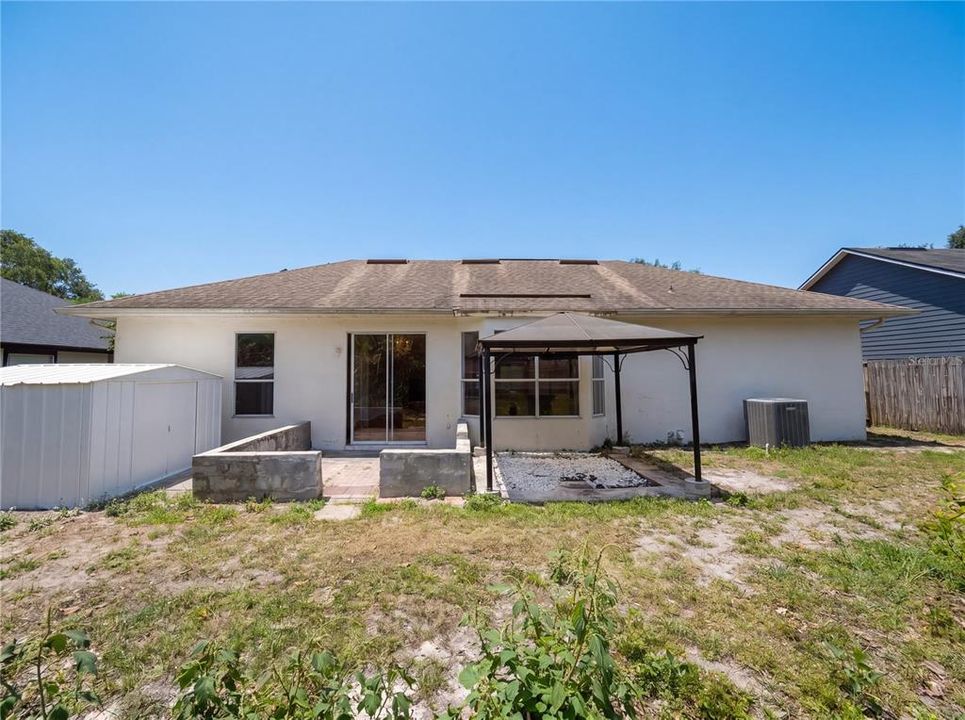 En Venta: $300,000 (3 camas, 2 baños, 1286 Pies cuadrados)