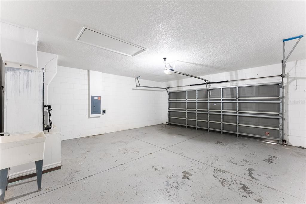 En Venta: $285,000 (3 camas, 2 baños, 1609 Pies cuadrados)