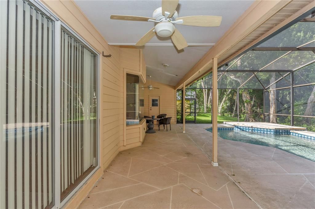 For Sale: $599,000 (4 beds, 2 baths, 2269 Square Feet)