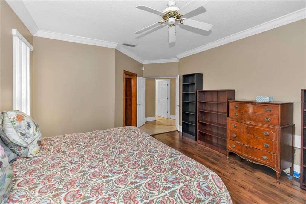 For Sale: $599,000 (4 beds, 2 baths, 2269 Square Feet)