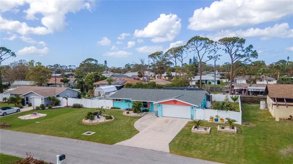 For Sale: $450,000 (3 beds, 2 baths, 1642 Square Feet)