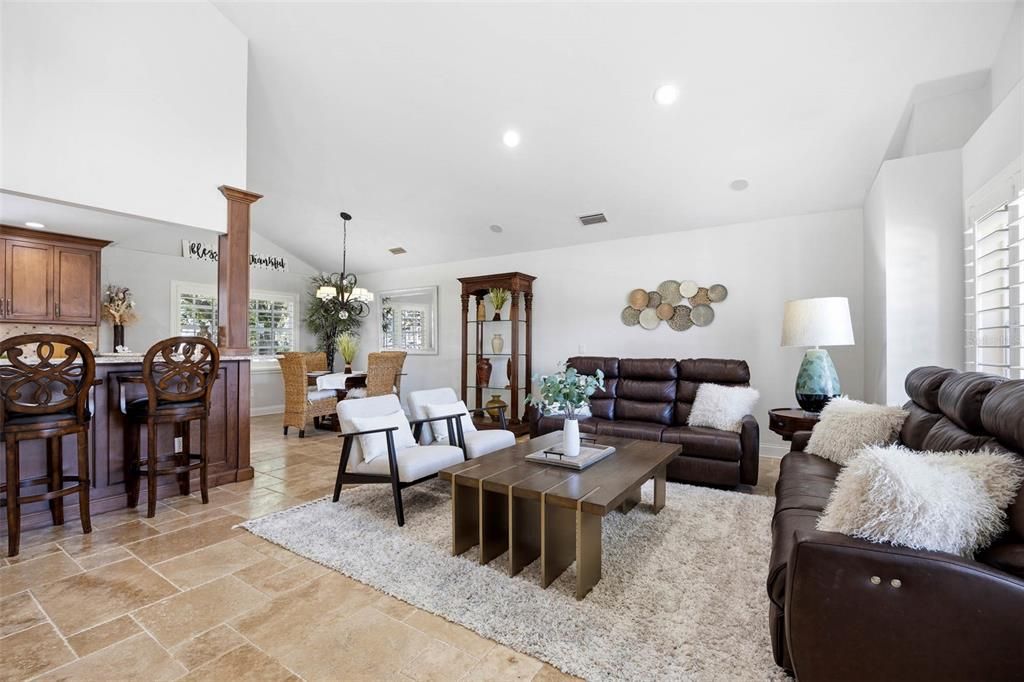For Sale: $784,900 (4 beds, 3 baths, 2762 Square Feet)