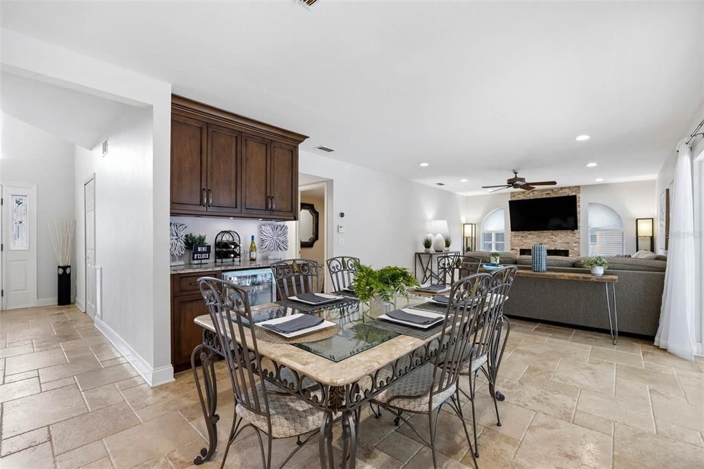 For Sale: $784,900 (4 beds, 3 baths, 2762 Square Feet)