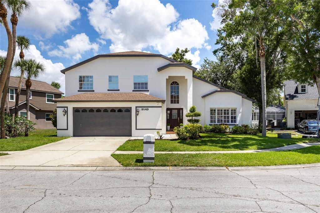 For Sale: $784,900 (4 beds, 3 baths, 2762 Square Feet)