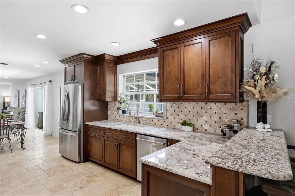 For Sale: $784,900 (4 beds, 3 baths, 2762 Square Feet)