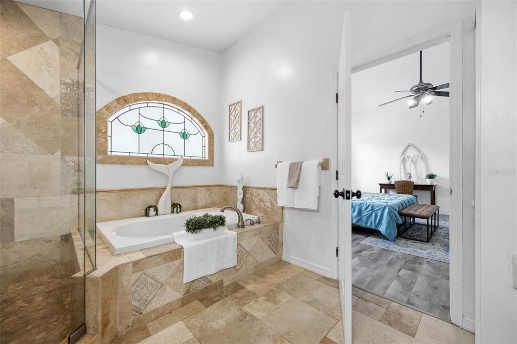 For Sale: $784,900 (4 beds, 3 baths, 2762 Square Feet)