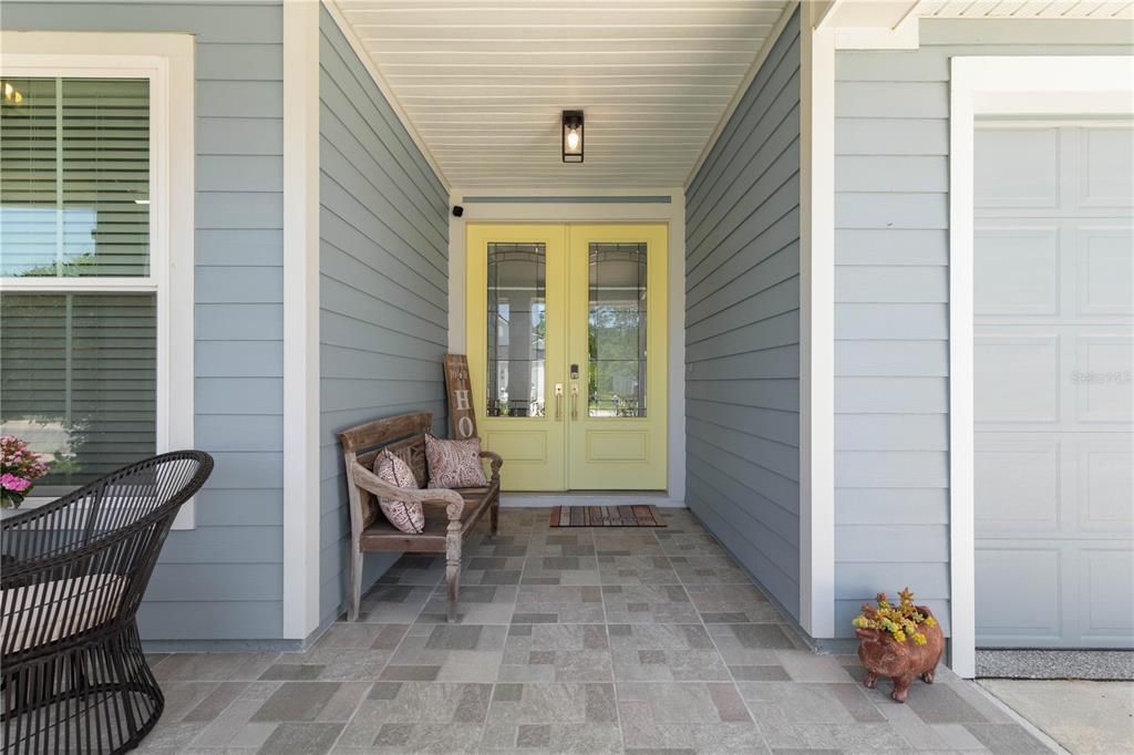 For Sale: $529,900 (4 beds, 3 baths, 2490 Square Feet)