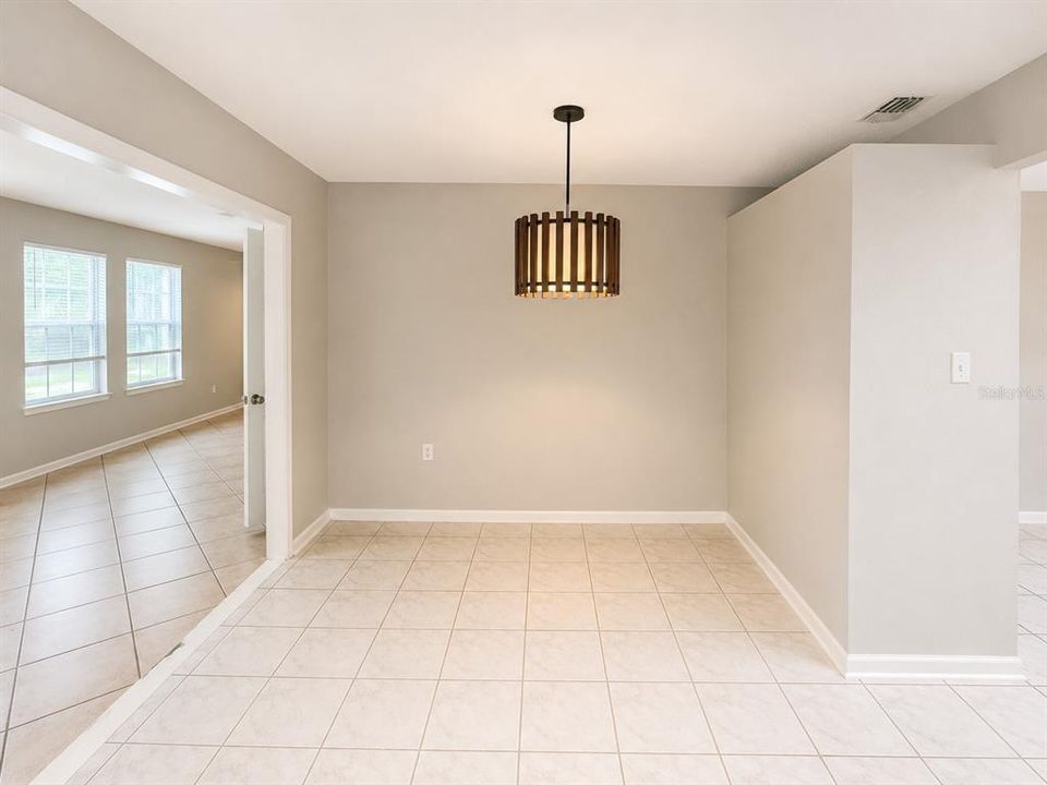 For Sale: $331,000 (3 beds, 2 baths, 1677 Square Feet)