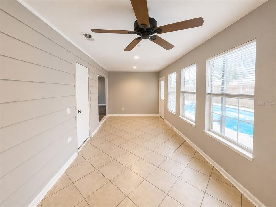 For Sale: $331,000 (3 beds, 2 baths, 1677 Square Feet)
