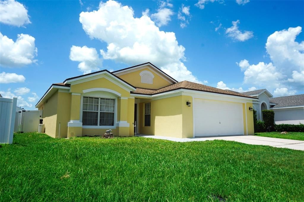 На продажу: $359,900 (3 спален, 2 ванн, 1498 Квадратных фут)