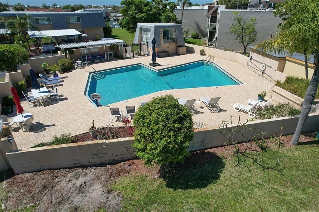 For Rent: $1,750 (2 beds, 2 baths, 1131 Square Feet)