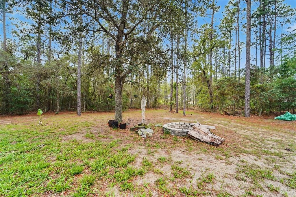 For Sale: $275,000 (3 beds, 2 baths, 1864 Square Feet)