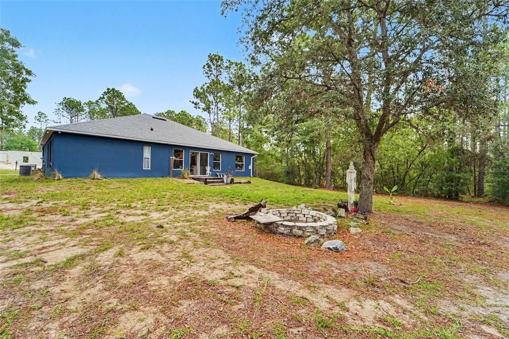 For Sale: $275,000 (3 beds, 2 baths, 1864 Square Feet)