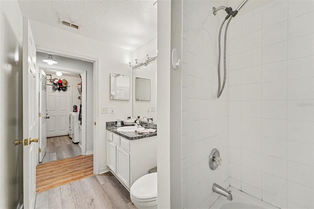 For Sale: $275,000 (3 beds, 2 baths, 1864 Square Feet)