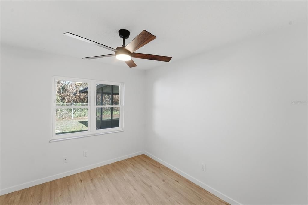 Active With Contract: $305,000 (3 beds, 2 baths, 1256 Square Feet)